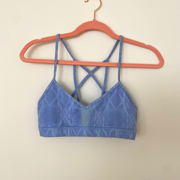 ALO Low Impact Sports Bra - Picture 1 of 2